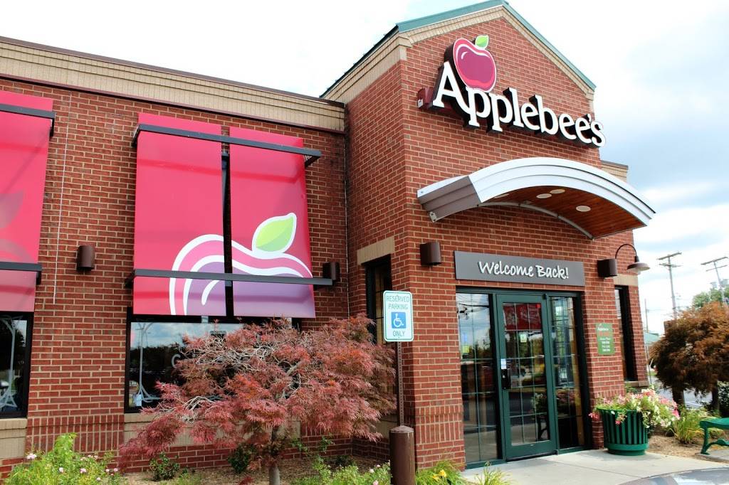 Applebees Grill + Bar | restaurant | 1003 N Clinton St, Defiance, OH 43512, USA | 4197842279 OR +1 419-784-2279