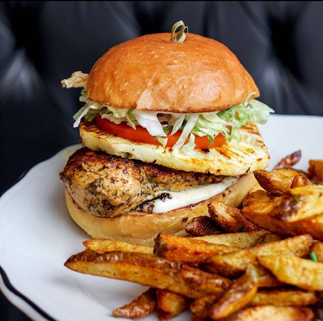 Notre-Boeuf-de-Grâce | restaurant | 660 Autoroute Chomedey, Laval, QC H7X 3S9, Canada | 4502326602 OR +1 450-232-6602