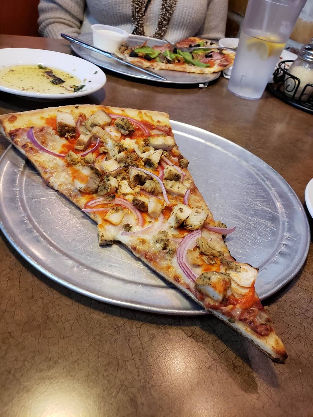 Russos New York Pizzeria Kirby (NRG, Medical Center, Rice Villa | restaurant | 8236 Kirby Dr #160, Houston, TX 77054, USA | 7136678888 OR +1 713-667-8888