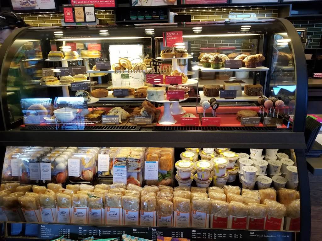 Starbucks | cafe | 109 North St, Danbury, CT 06811, USA | 4752895970 OR +1 475-289-5970