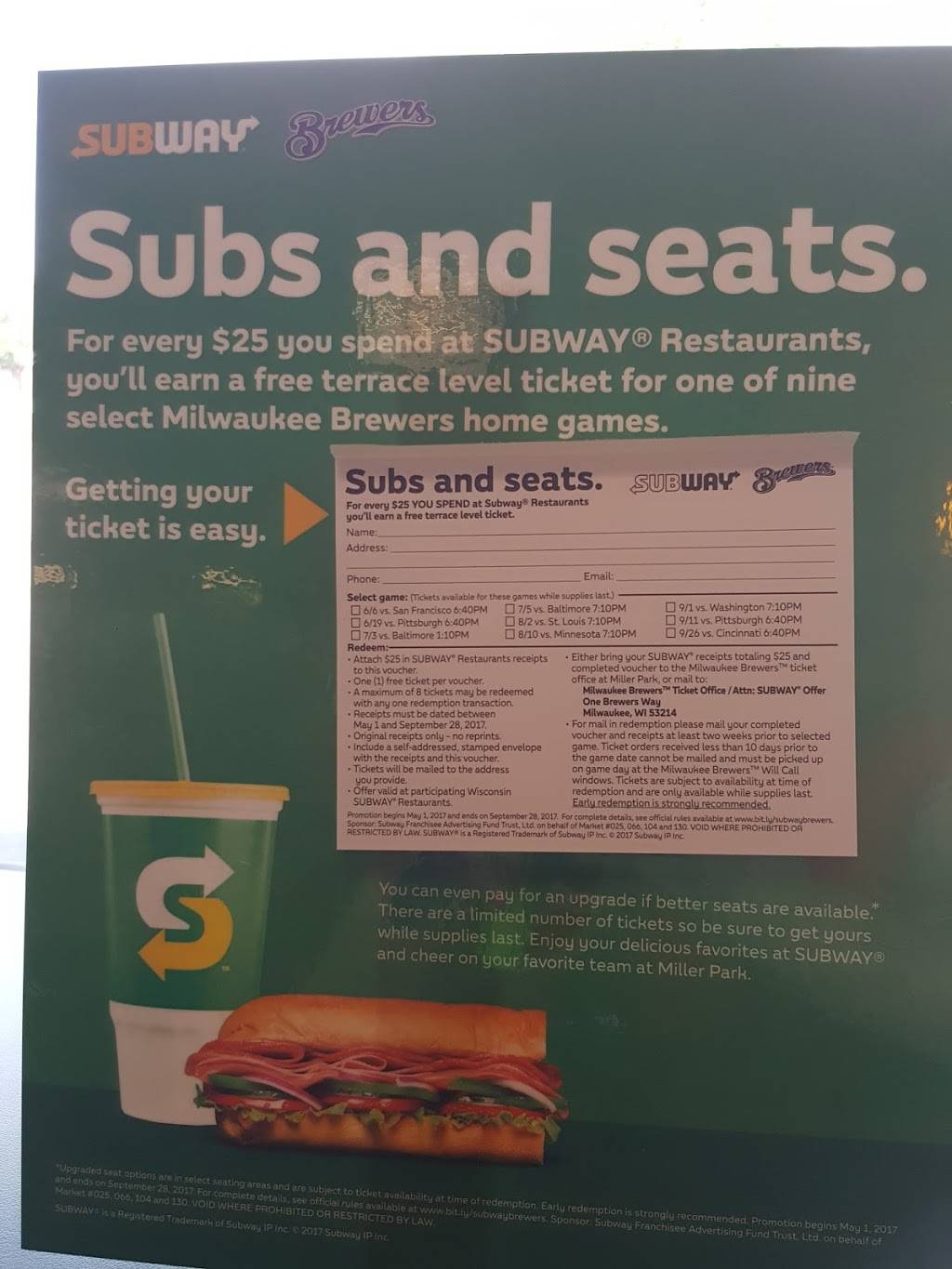Subway | restaurant | 131 E Sunset Dr, Waukesha, WI 53189, USA | 2625219002 OR +1 262-521-9002