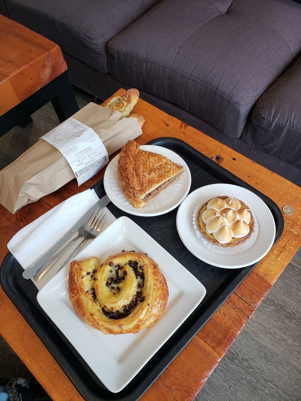 Mamie Clafoutis Fleury | bakery | 1602 Rue Fleury E, Montréal, QC H2C 1S8, Canada | 4383851602 OR +1 438-385-1602