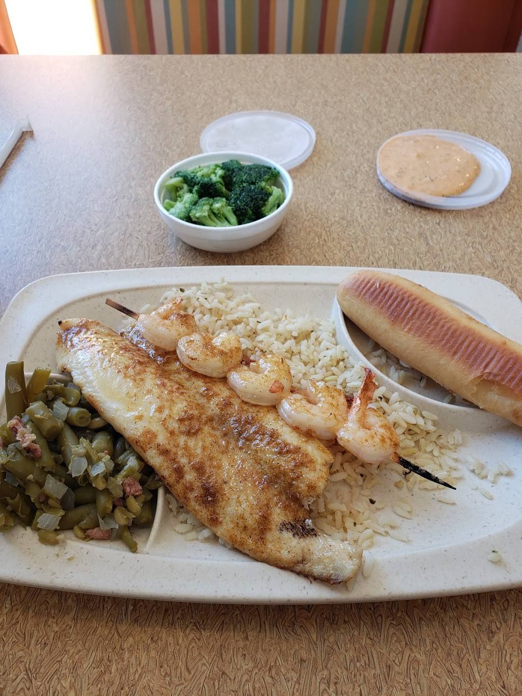 Captain Ds | restaurant | 488 Indian Mound Dr, Mt Sterling, KY 40353, USA | 8594987147 OR +1 859-498-7147