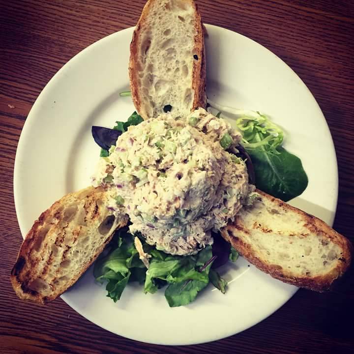 Sierra Delicatessen | meal delivery | 345 Main Ave, Norwalk, CT 06851, USA | 2038571165 OR +1 203-857-1165