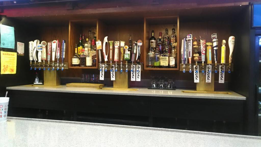 Brewskys Haymarket | restaurant | 201 N 8th St, Lincoln, NE 68508, USA | 4023282739 OR +1 402-328-2739