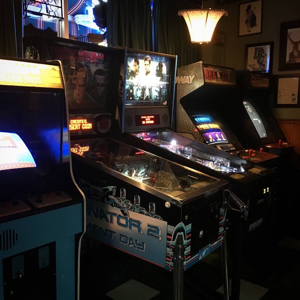 Caputis Sheridan Pub | restaurant | 2351 Sheridan Dr, Tonawanda, NY 14150, USA | 7168369758 OR +1 716-836-9758