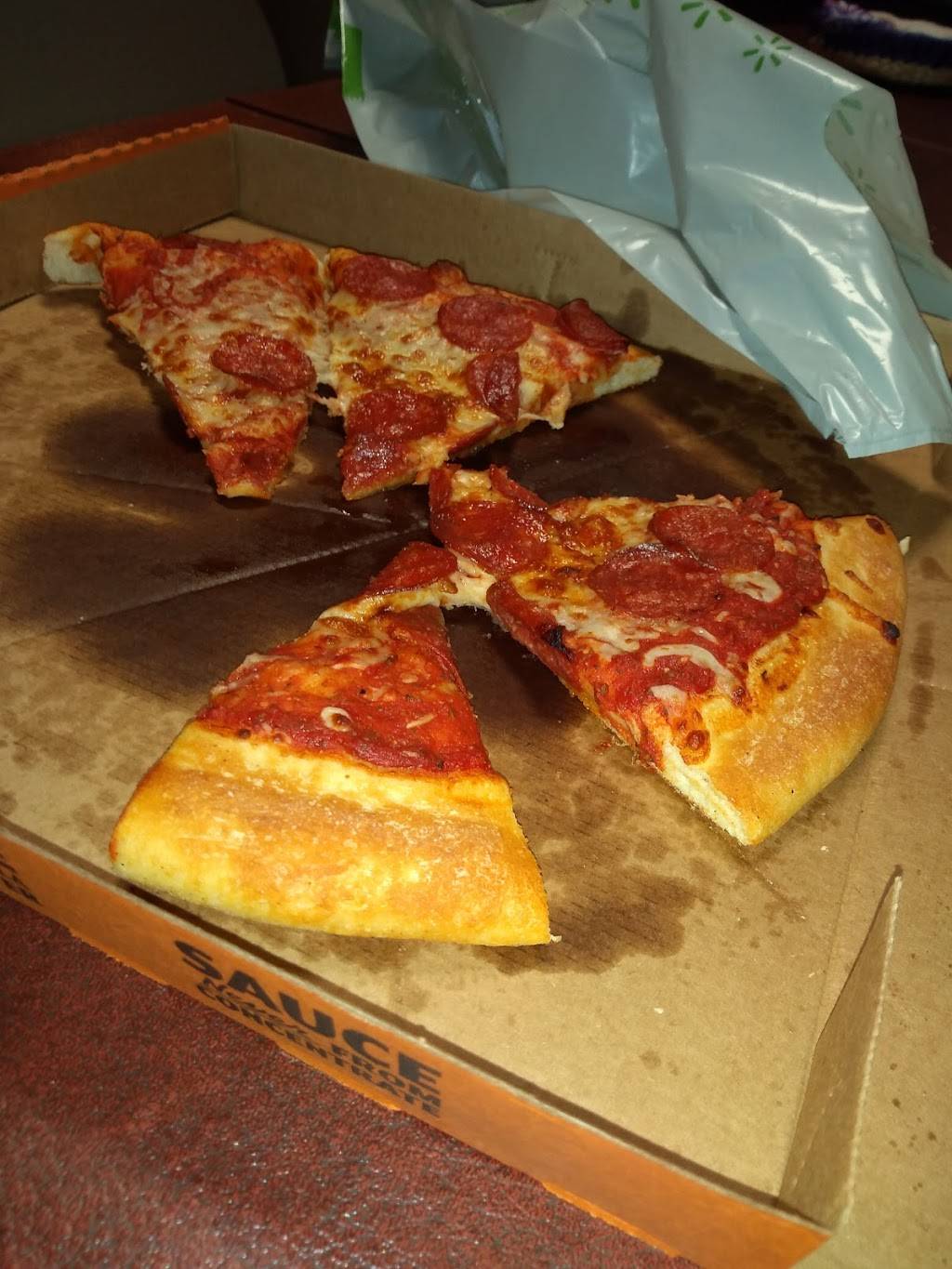 Little Caesars Pizza | meal takeaway | 1336 E Florida Ave, Hemet, CA 92544, USA | 9517668117 OR +1 951-766-8117