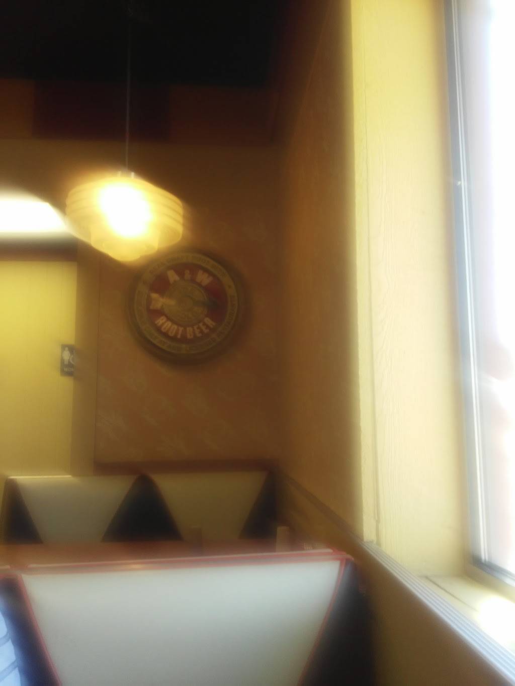 A&W Restaurant | restaurant | 2223 W Main St, Durant, OK 74701, USA | 5809246717 OR +1 580-924-6717