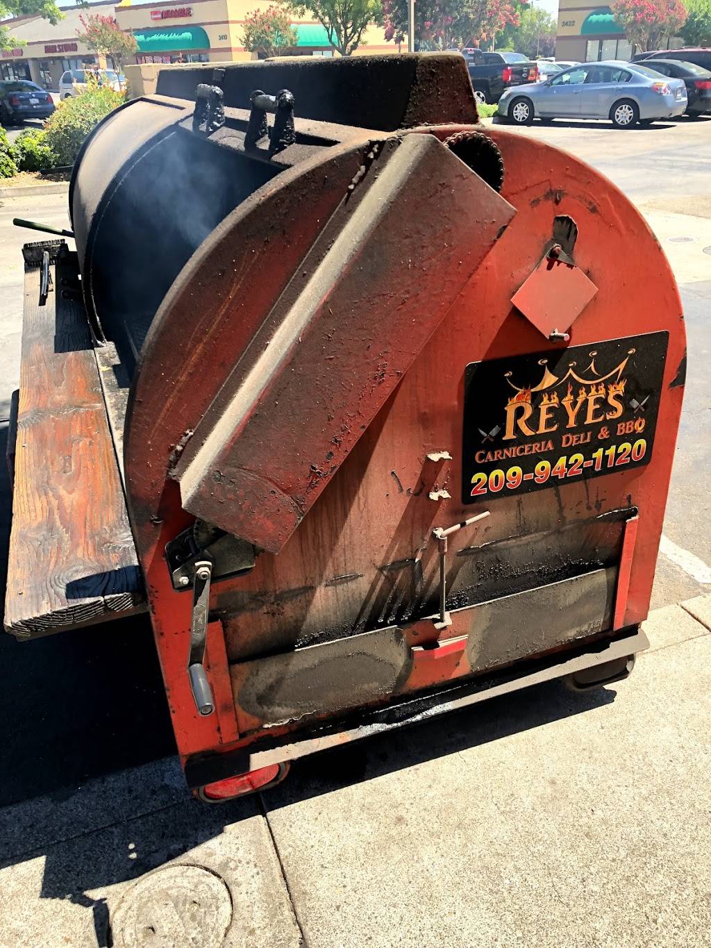 REYES DELI AND BBQ | restaurant | 3436 W Hammer Ln SUITE A, Stockton, CA 95219, USA | 2099421120 OR +1 209-942-1120