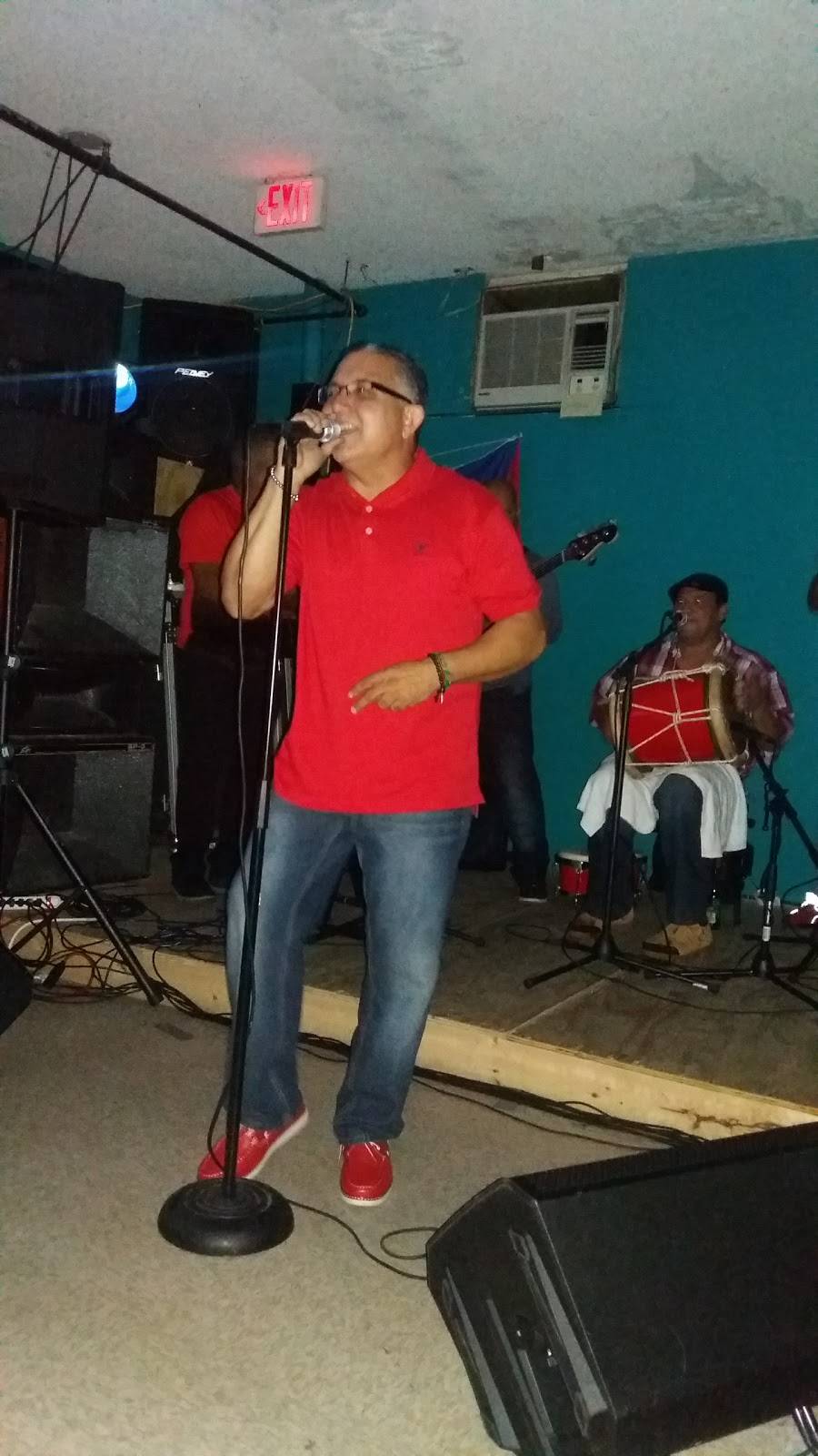 Mambo Cafe | restaurant | 497 High St, Holyoke, MA 01040, USA | 4135320745 OR +1 413-532-0745