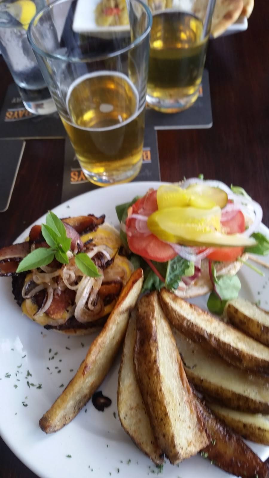 Milford Bistro | restaurant | 3048 County Rd 10, Milford, ON K0K 2P0, Canada | 6134760004 OR +1 613-476-0004