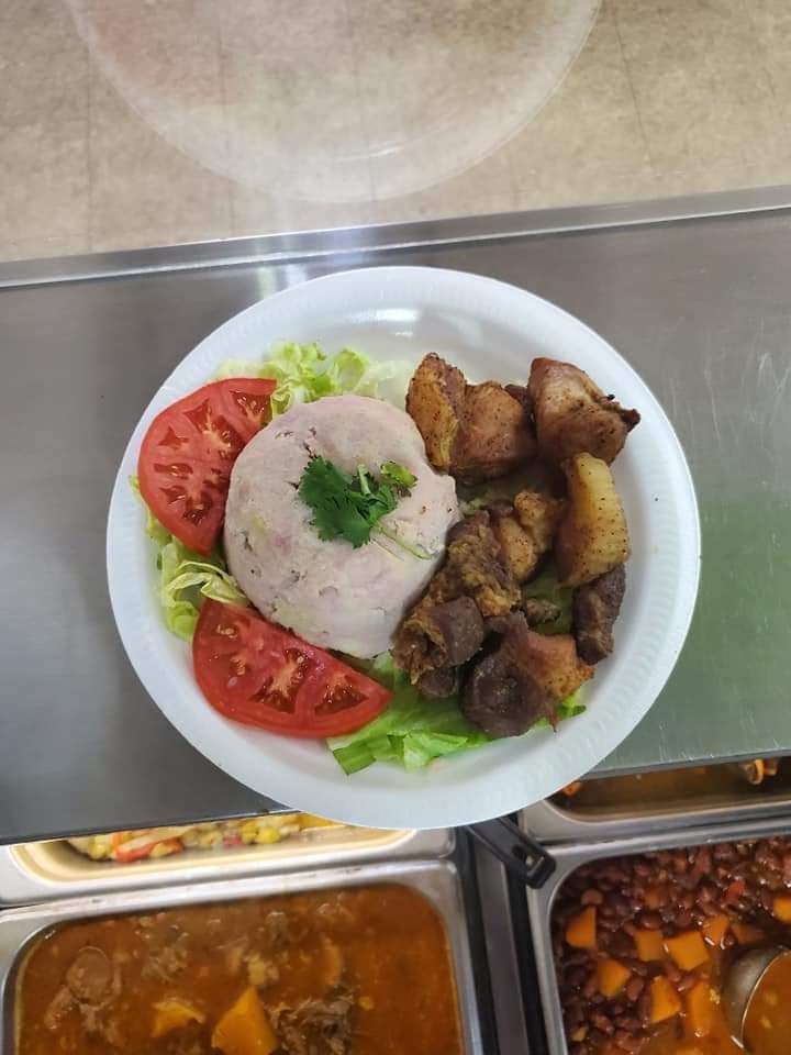 Gonzalez Grocery | bakery | 2522 Lexington Ave, Lorain, OH 44052, USA | 4402453185 OR +1 440-245-3185