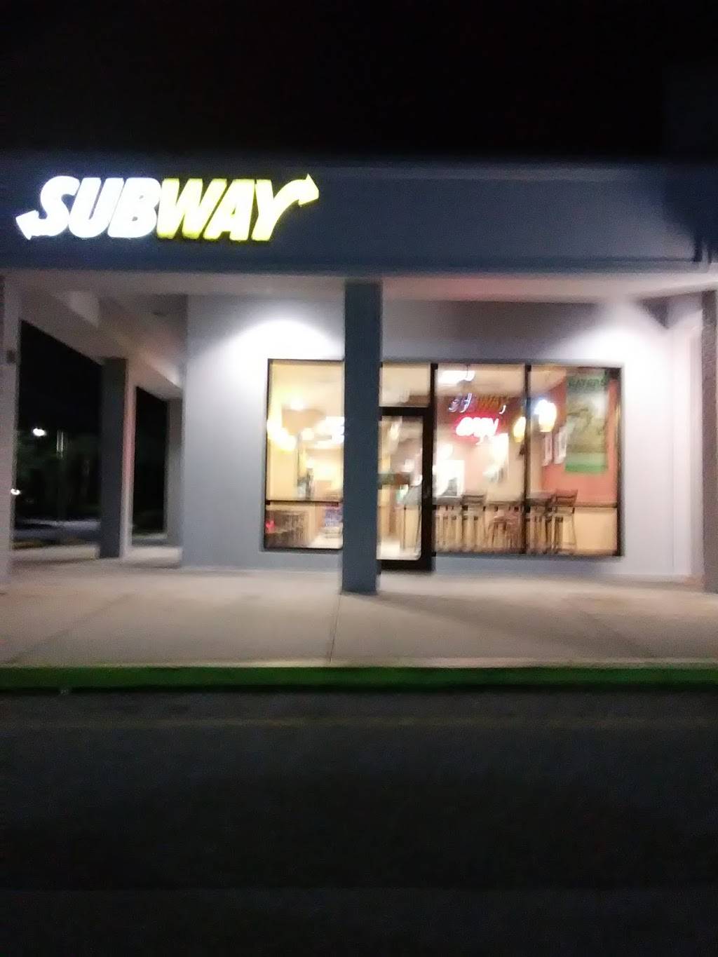 Subway Restaurants | restaurant | 1897 N Highland Ave, Clearwater, FL 33755, USA | 7272397783 OR +1 727-239-7783
