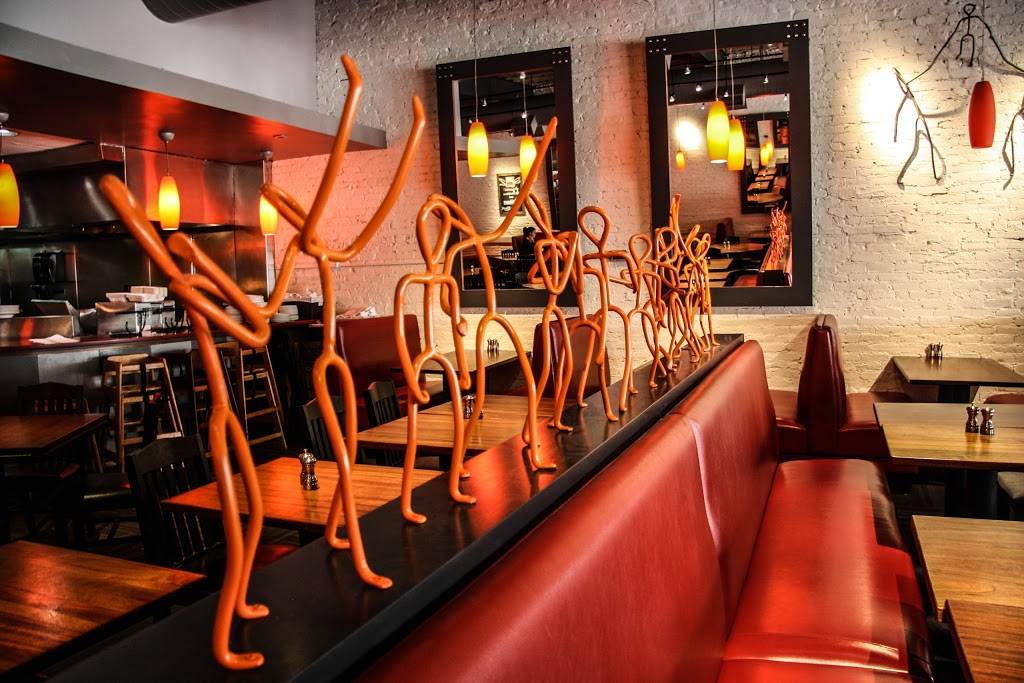 Not Your Average Joes | restaurant | 55 Main St, Watertown, MA 02472, USA | 6179269229 OR +1 617-926-9229