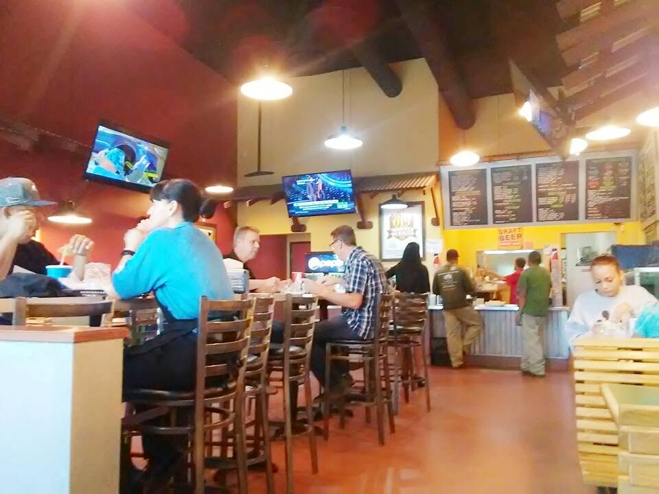 Primos Mexican Food | restaurant | 39252 Winchester Rd # 119, Murrieta, CA 92563, USA | 9516009107 OR +1 951-600-9107