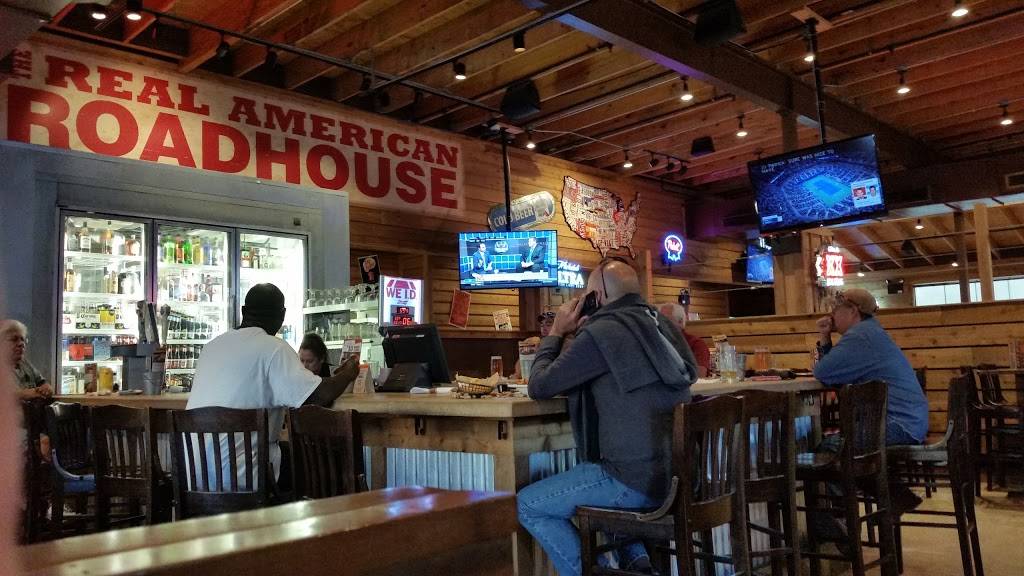 Logans Roadhouse | restaurant | 92 NE Interstate 410 Loop, San Antonio, TX 78216, USA | 2103486405 OR +1 210-348-6405