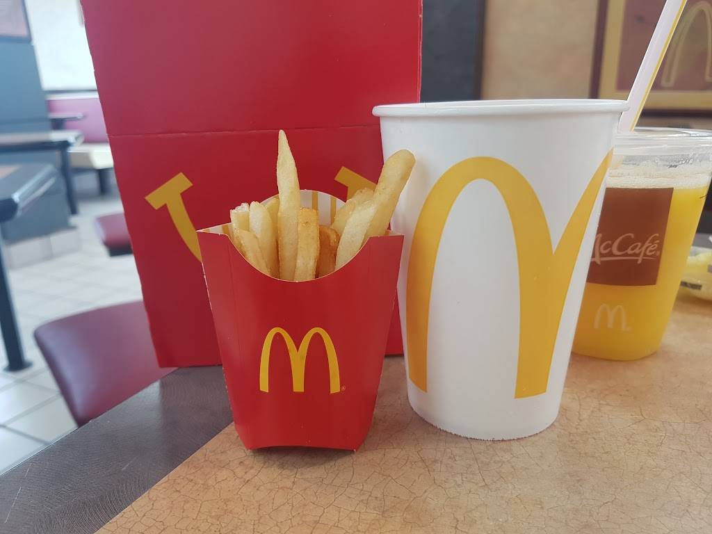 McDonalds | cafe | 8530 W Irlo Bronson Memorial Hwy, Kissimmee, FL 34747, USA | 4073968082 OR +1 407-396-8082