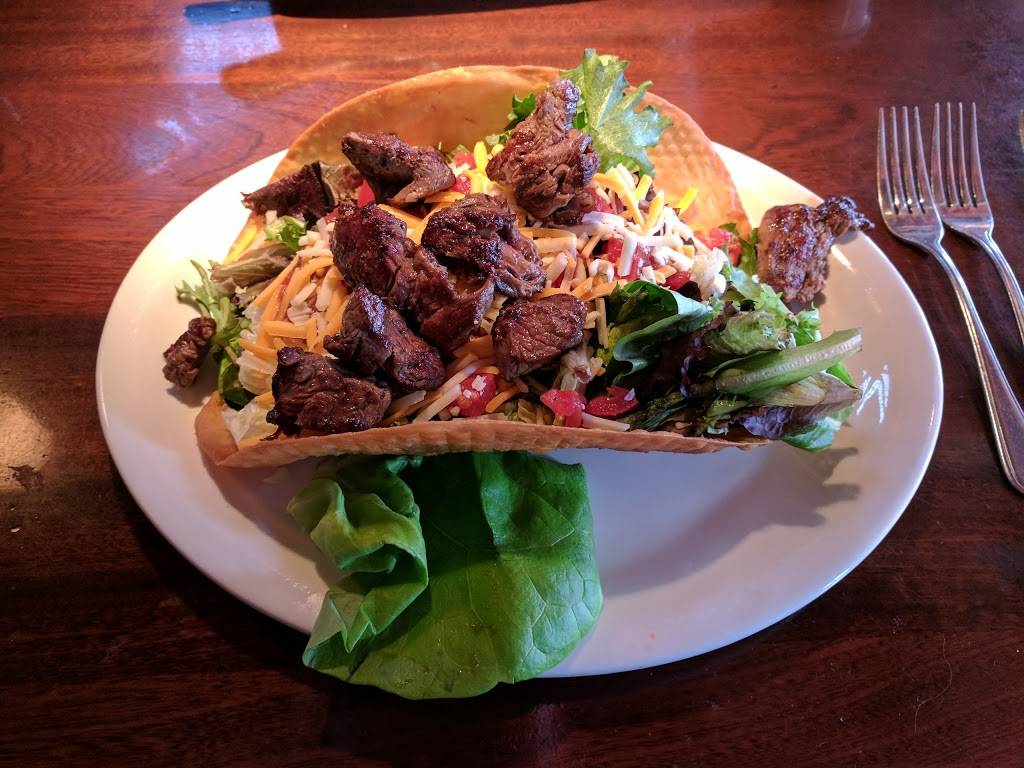 Village Tavern | restaurant | 11555 Rain water drive Westside Parkway; one block North of, Haynes Bridge Rd, Alpharetta, GA 30009, USA | 7707776490 OR +1 770-777-6490