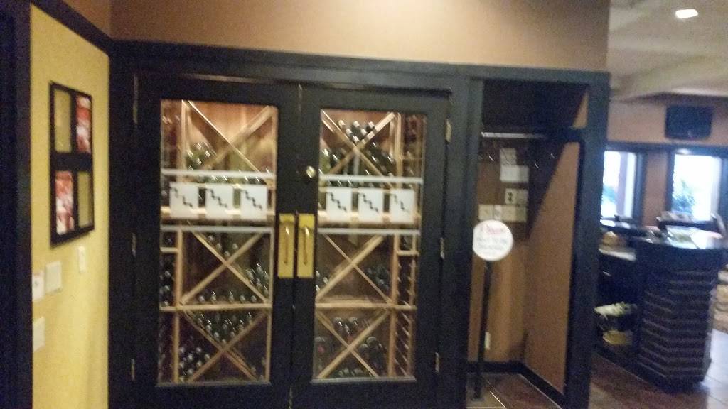 Aviator Sports Bar & Grille | restaurant | 5105 S Howell Ave, Milwaukee, WI 53207, USA | 4148313666 OR +1 414-831-3666