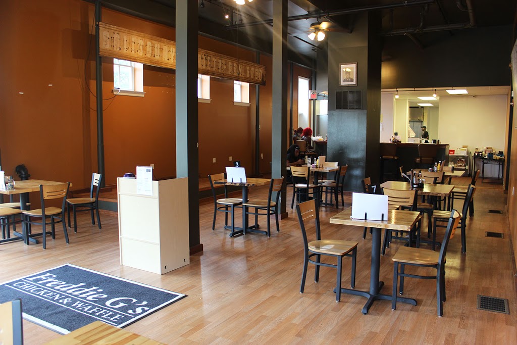 Freddie Gs Chicken and Waffle | restaurant | 1435 Salisbury St, St. Louis, MO 63107, USA | 3143546515 OR +1 314-354-6515