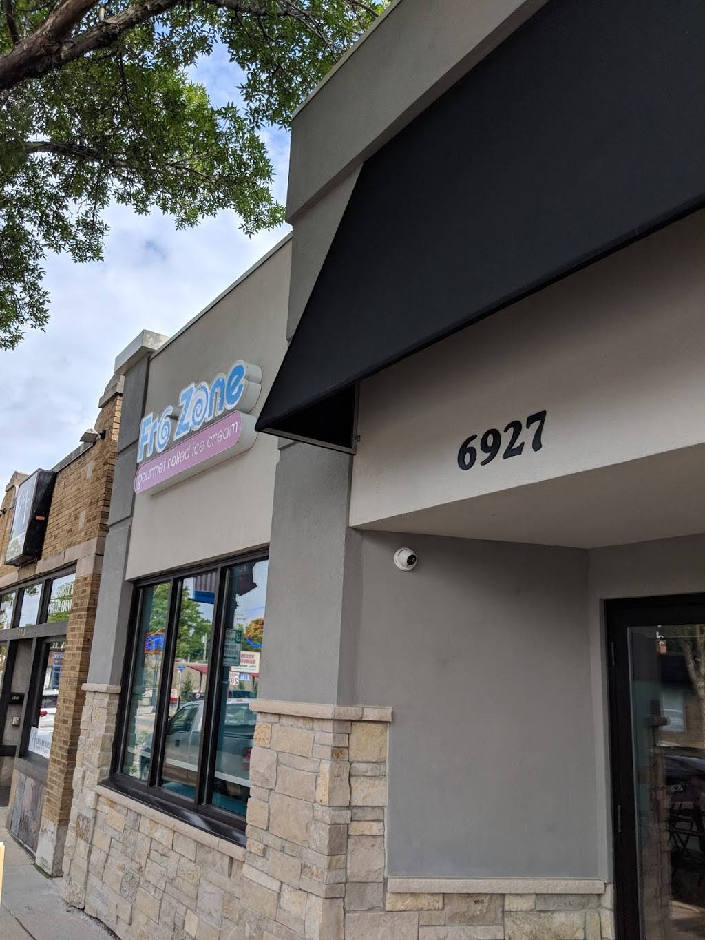 FroZone | restaurant | 6927 W North Ave, Wauwatosa, WI 53213, USA | 4148815895 OR +1 414-881-5895