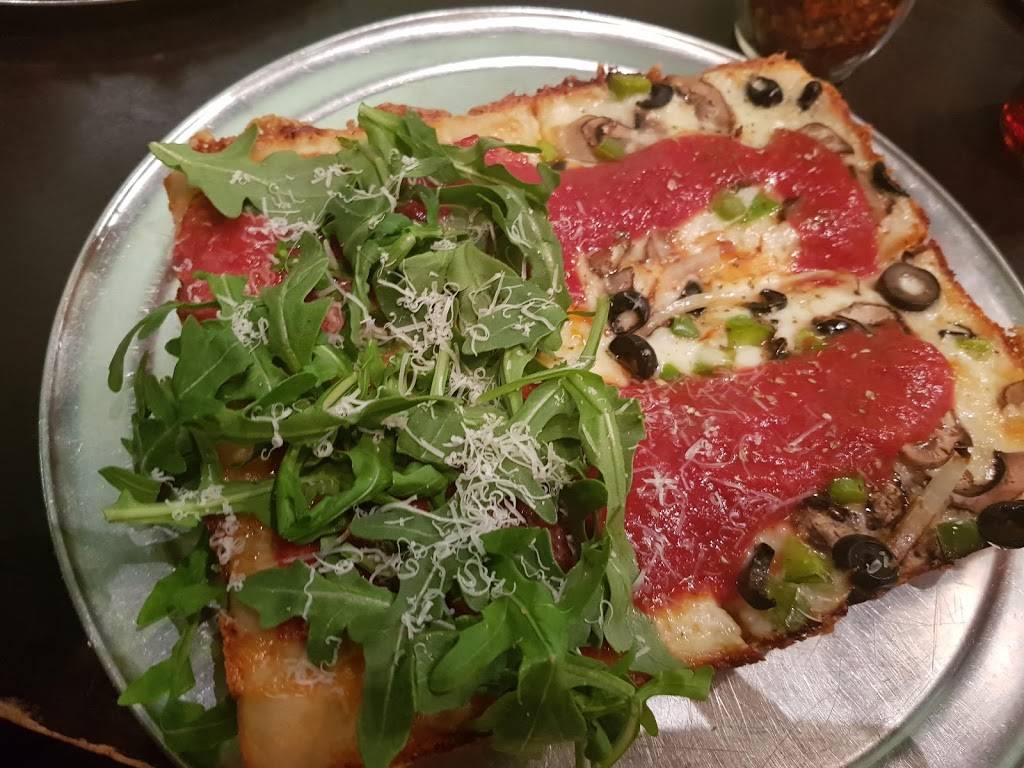 Via 313 Pizza | restaurant | 1802 E 6th St, Austin, TX 78702, USA | 5125800999 OR +1 512-580-0999