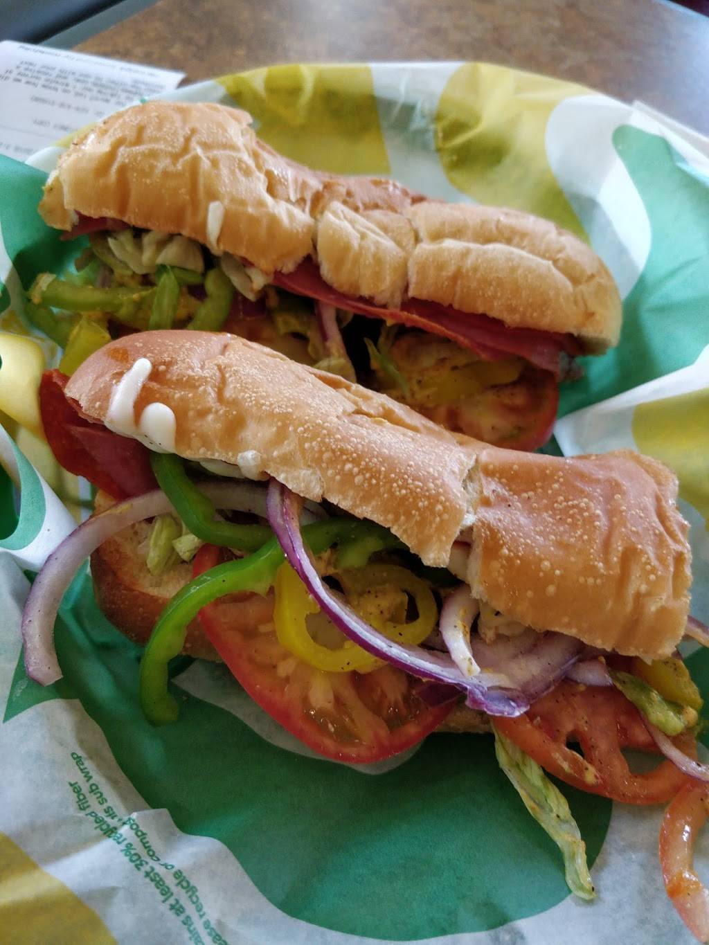 Subway Restaurants | restaurant | 1823 N Mays St, Round Rock, TX 78664, USA | 5122447827 OR +1 512-244-7827