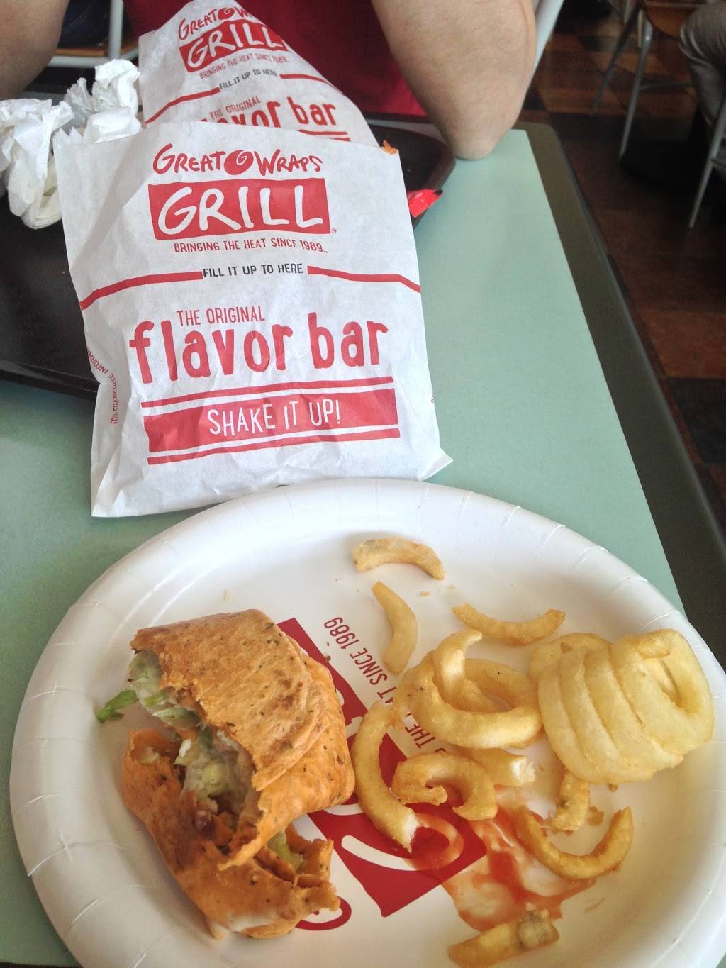 Great Wraps | restaurant | POTOMAC MILLS, 2700 Potomac Mills Cir, Woodbridge, VA 22192, USA | 5715723431 OR +1 571-572-3431