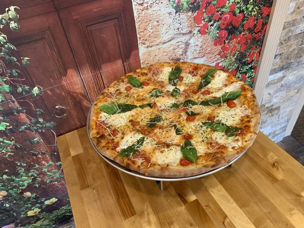 Fratellos Pizzeria and Wings | meal delivery | 563 Washington St, Brighton, MA 02135, USA | 6177839464 OR +1 617-783-9464