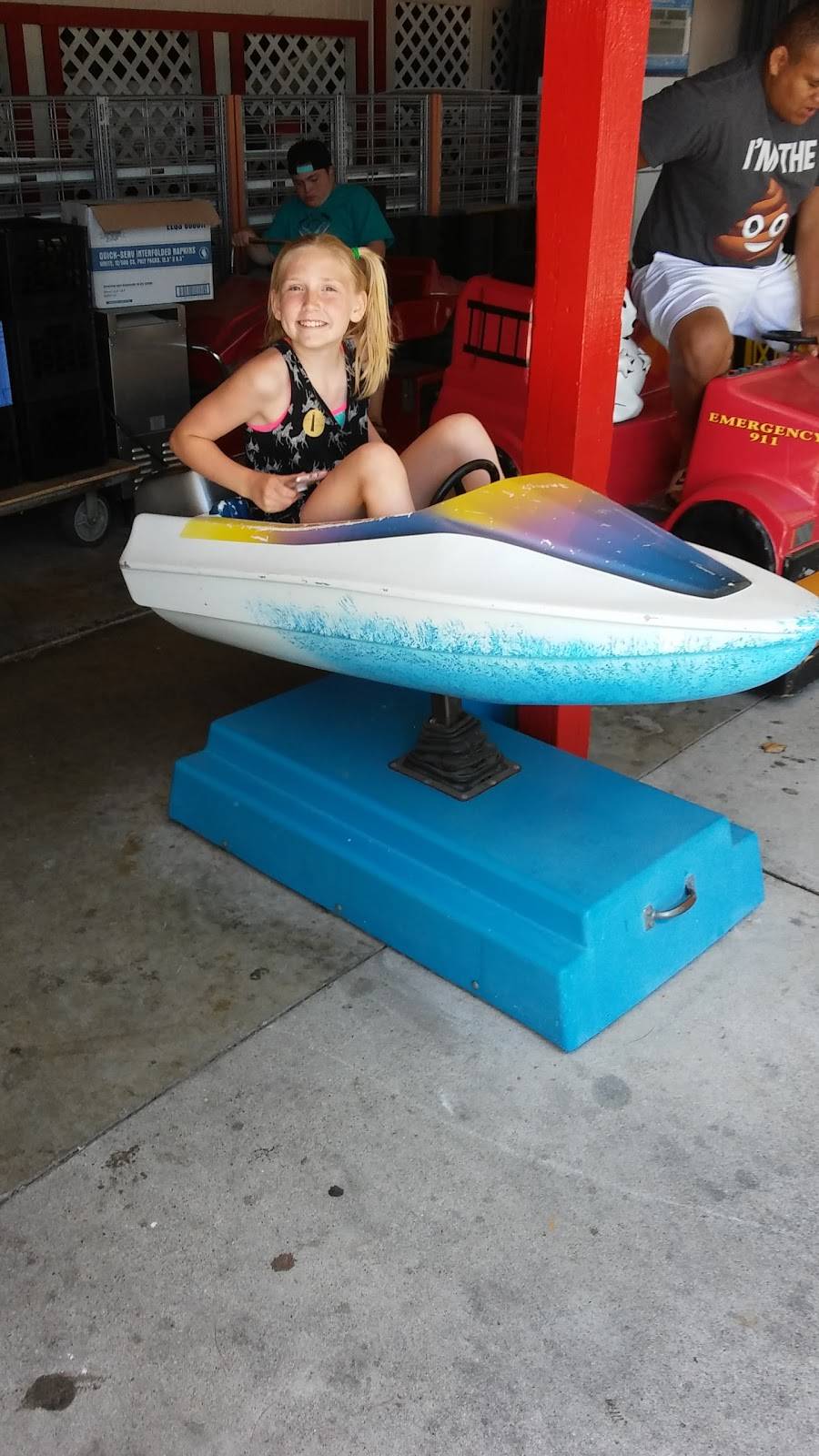 Golden Bakery & Pizza | bakery | 8438 Silver Lake Rd, Mears, MI 49436, USA | 2318730276 OR +1 231-873-0276