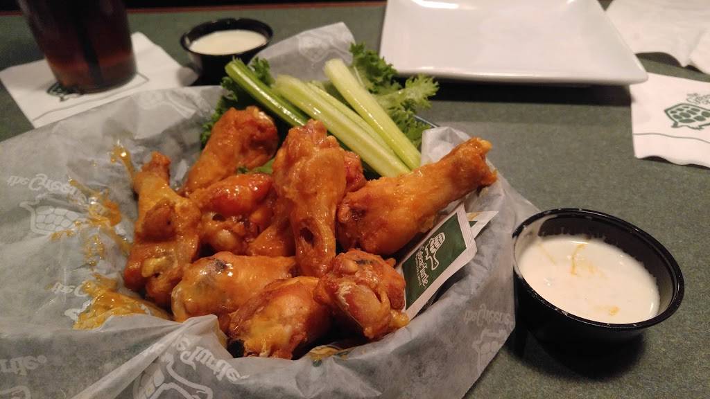 The Greene Turtle Sports Bar & Grille | restaurant | 3213 Solomons Island Rd Suite A, Edgewater, MD 21037, USA | 4109561144 OR +1 410-956-1144
