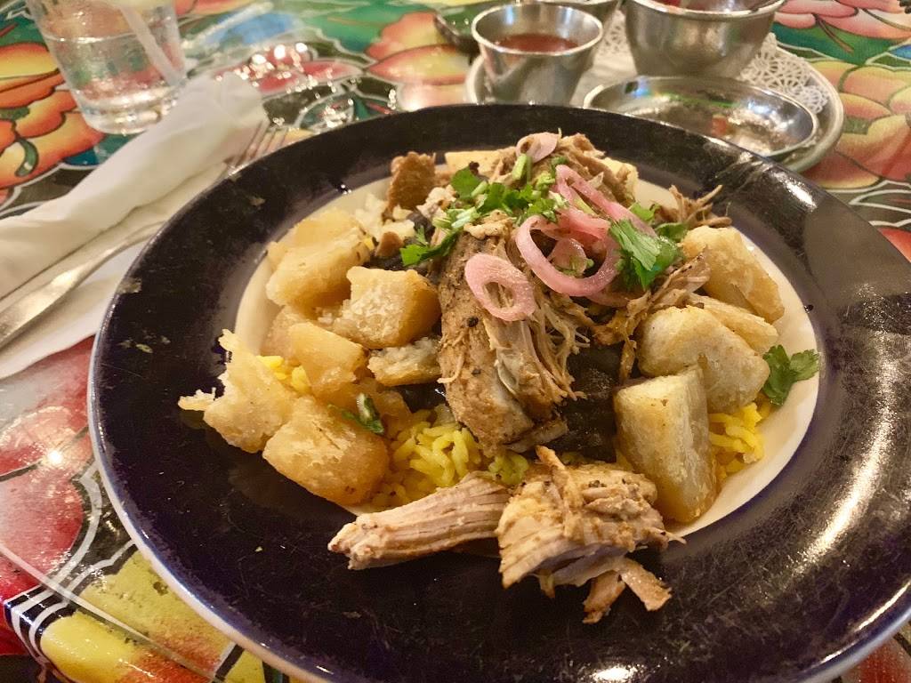 Iguana Mia | restaurant | 1027 Cape Coral Pkwy E, Cape Coral, FL 33904, USA | 2399453181 OR +1 239-945-3181