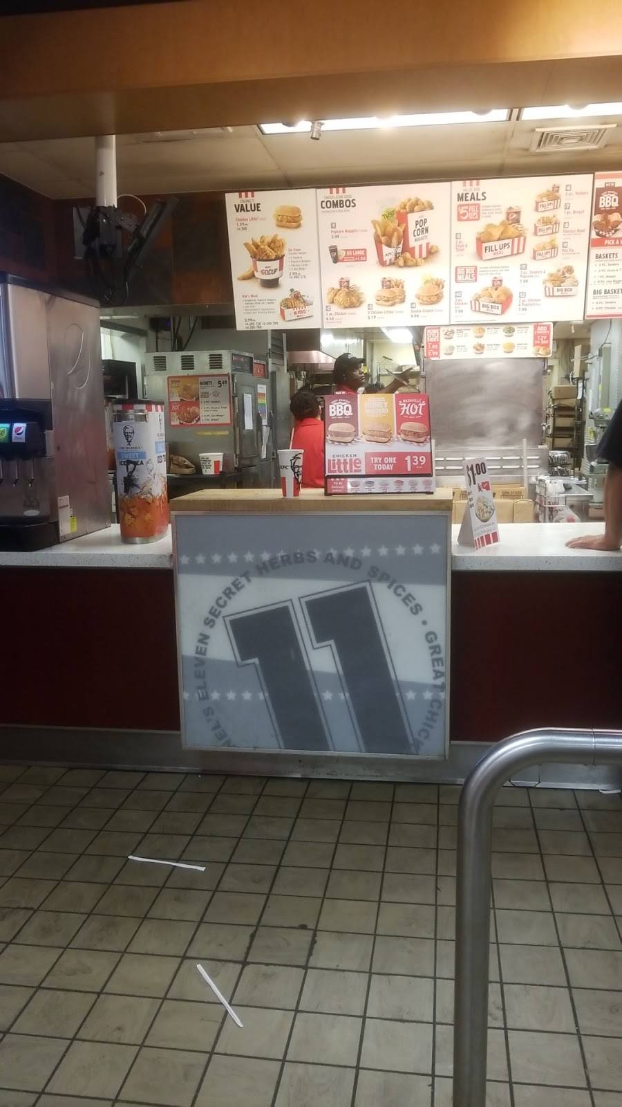 KFC | restaurant | 210 Rodi Rd, Pittsburgh, PA 15235, USA | 4122479734 OR +1 412-247-9734