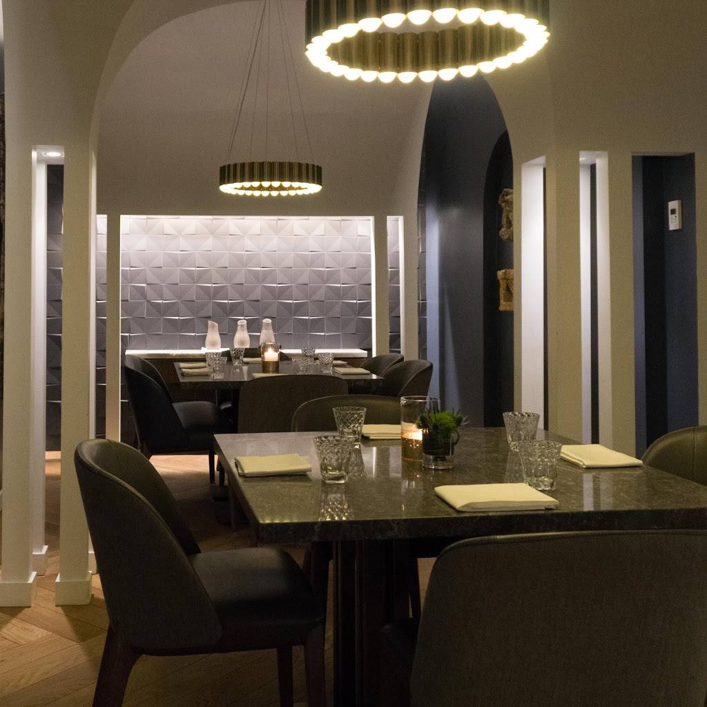 Hexagon Restaurant | restaurant | 210 Lakeshore Rd E, Oakville, ON L6M 3R7, Canada | 9058441286 OR +1 905-844-1286