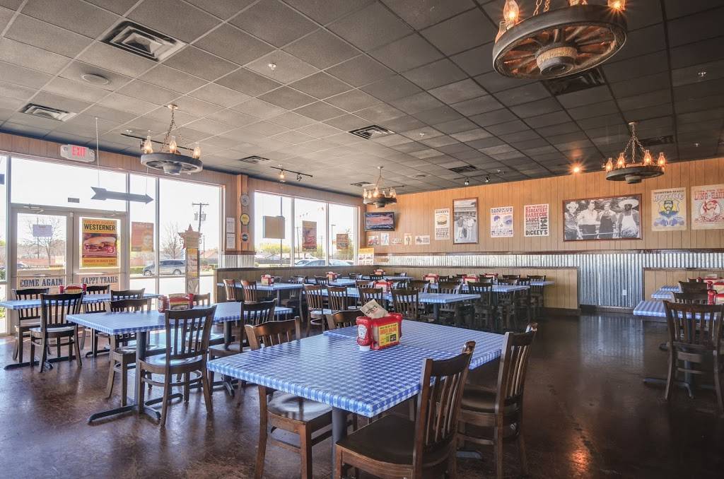 Dickeys Barbecue Pit | restaurant | 3710 S Carrier Pkwy, Grand Prairie, TX 75052, USA | 9723189659 OR +1 972-318-9659