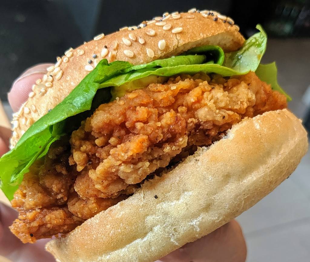 Hero Certified Burgers | restaurant | 2540 Bayview Ave Unit 8B, North York, ON M2L 1A9, Canada | 4163851818 OR +1 416-385-1818