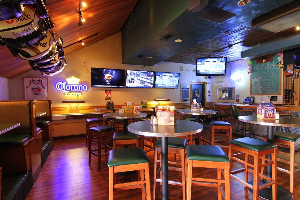 The Beer Hunter | restaurant | 78-483 CA-111, La Quinta, CA 92253, USA | 7605647442 OR +1 760-564-7442