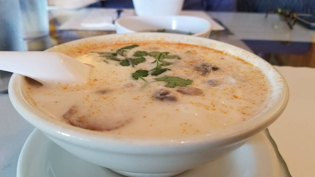 Phuket Thai | restaurant | 16612 Beach Blvd H, Huntington Beach, CA 92647, USA | 7148421101 OR +1 714-842-1101