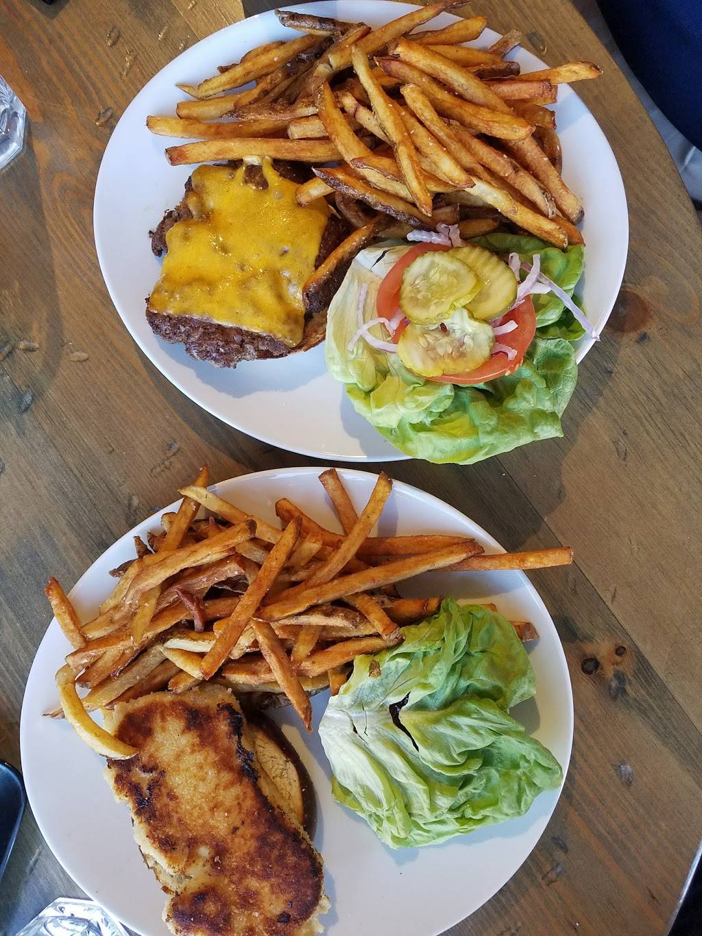 Babcocks Grove House | restaurant | 101 W St Charles Rd, Lombard, IL 60148, USA | 6306138920 OR +1 630-613-8920