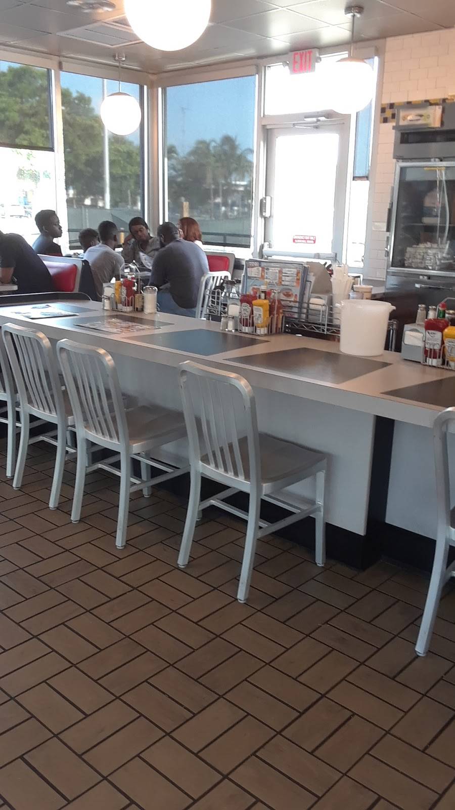 Waffle House | meal takeaway | 19675 NW 2nd Ave, Miami Gardens, FL 33169, USA | 3054091244 OR +1 305-409-1244