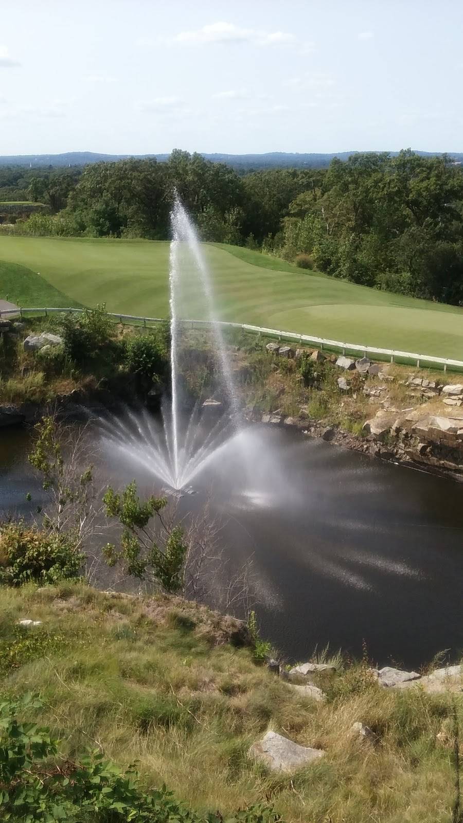 Granite Links | restaurant | 100 Quarry Hill Dr, Quincy, MA 02169, USA | 6176891900 OR +1 617-689-1900