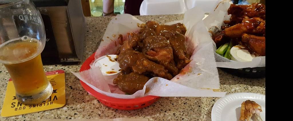 Nips Park Avenue Saloon | restaurant | 135 Park Ave, Binghamton, NY 13903, USA | 6077242215 OR +1 607-724-2215