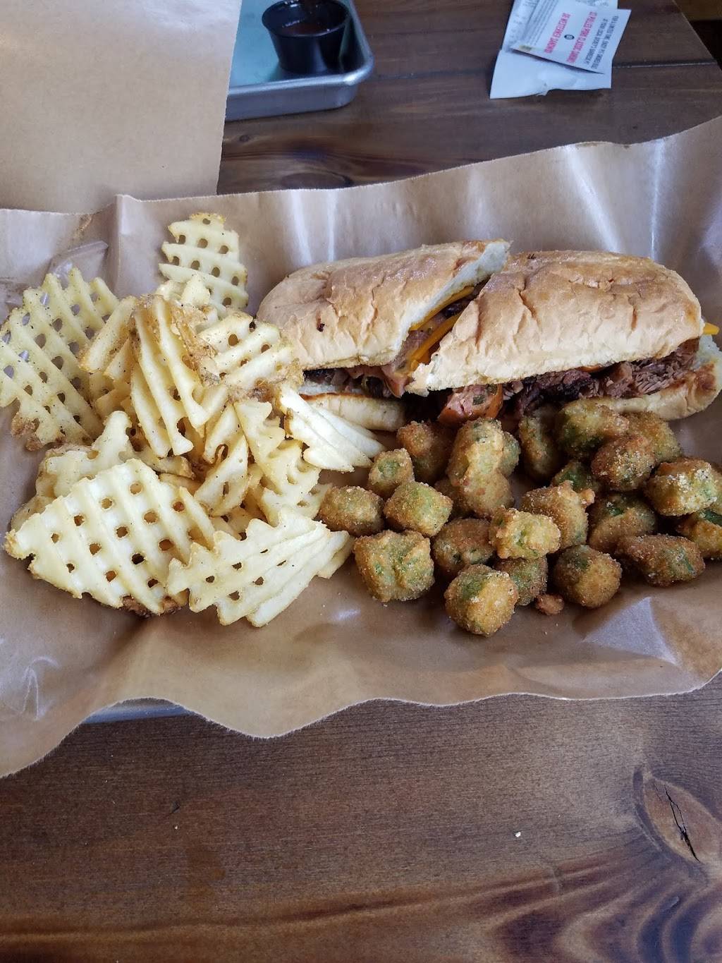 Dickeys Barbecue Pit | restaurant | 3035 Henry St, Muskegon, MI 49441, USA | 2313755644 OR +1 231-375-5644