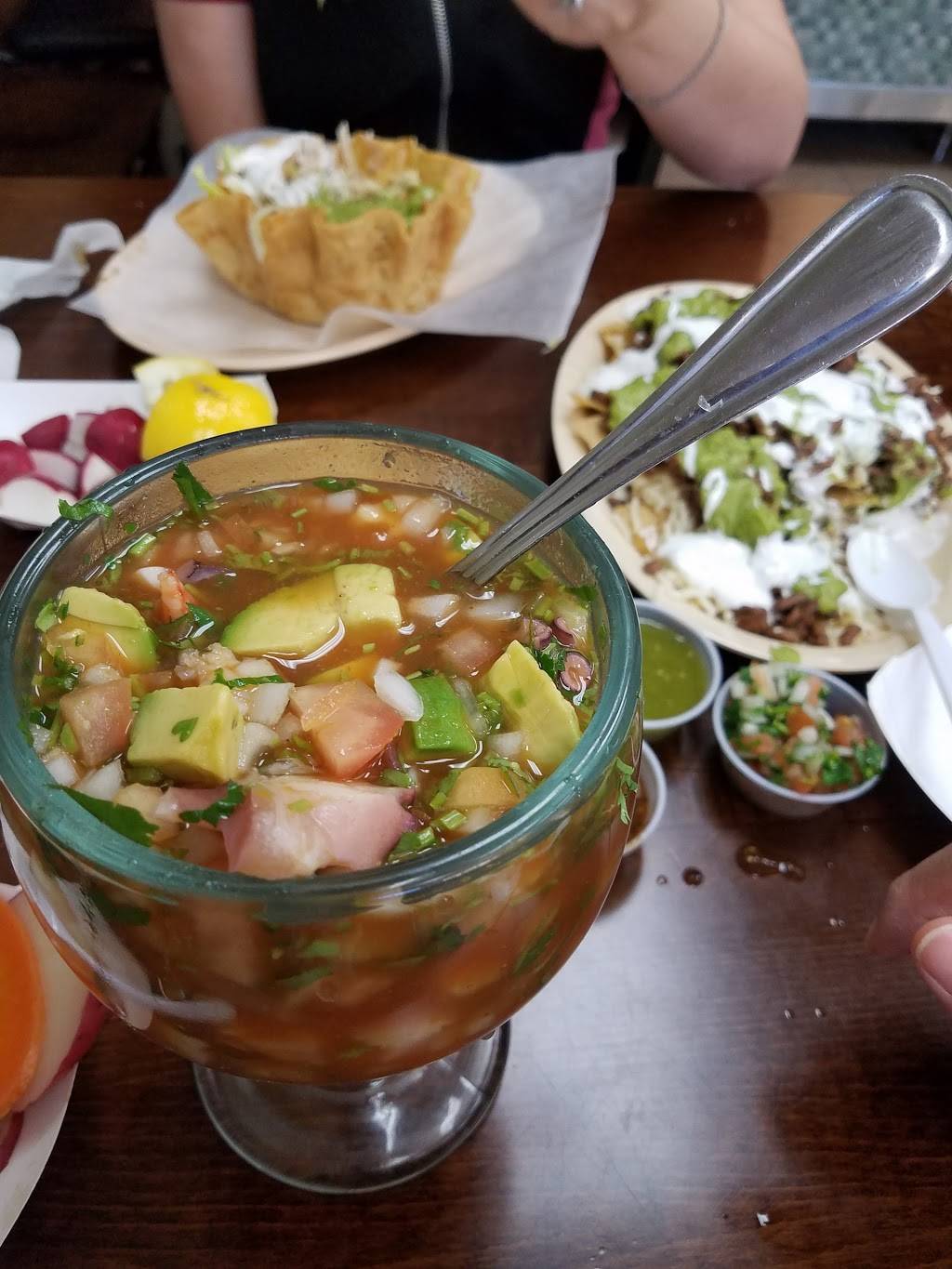 Taqueria El Tapatio | restaurant | 537 New Las Angeles Ave # C, Moorpark, CA 93021, USA | 8055238044 OR +1 805-523-8044