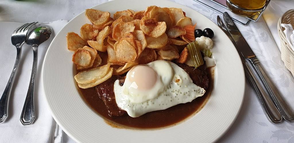 Leao Douro | restaurant | 920 A Dundas St E, Mississauga, ON L4Y 4B7, Canada | 9055665326 OR +1 905-566-5326