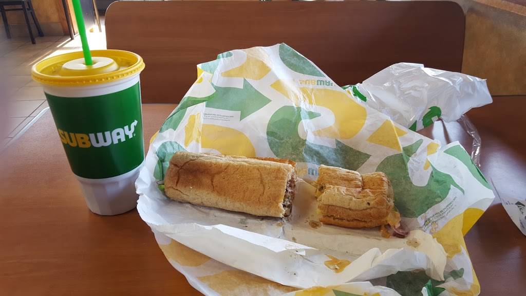 Subway | restaurant | 52803 US 31 BUS, South Bend, IN 46637, USA | 5742771024 OR +1 574-277-1024