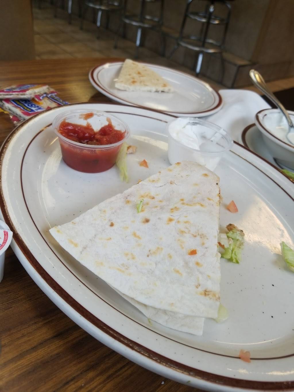 Nick & Tonys Coney Island | restaurant | 9260 Cooley Lake Rd, White Lake, MI 48386, USA | 2483631162 OR +1 248-363-1162