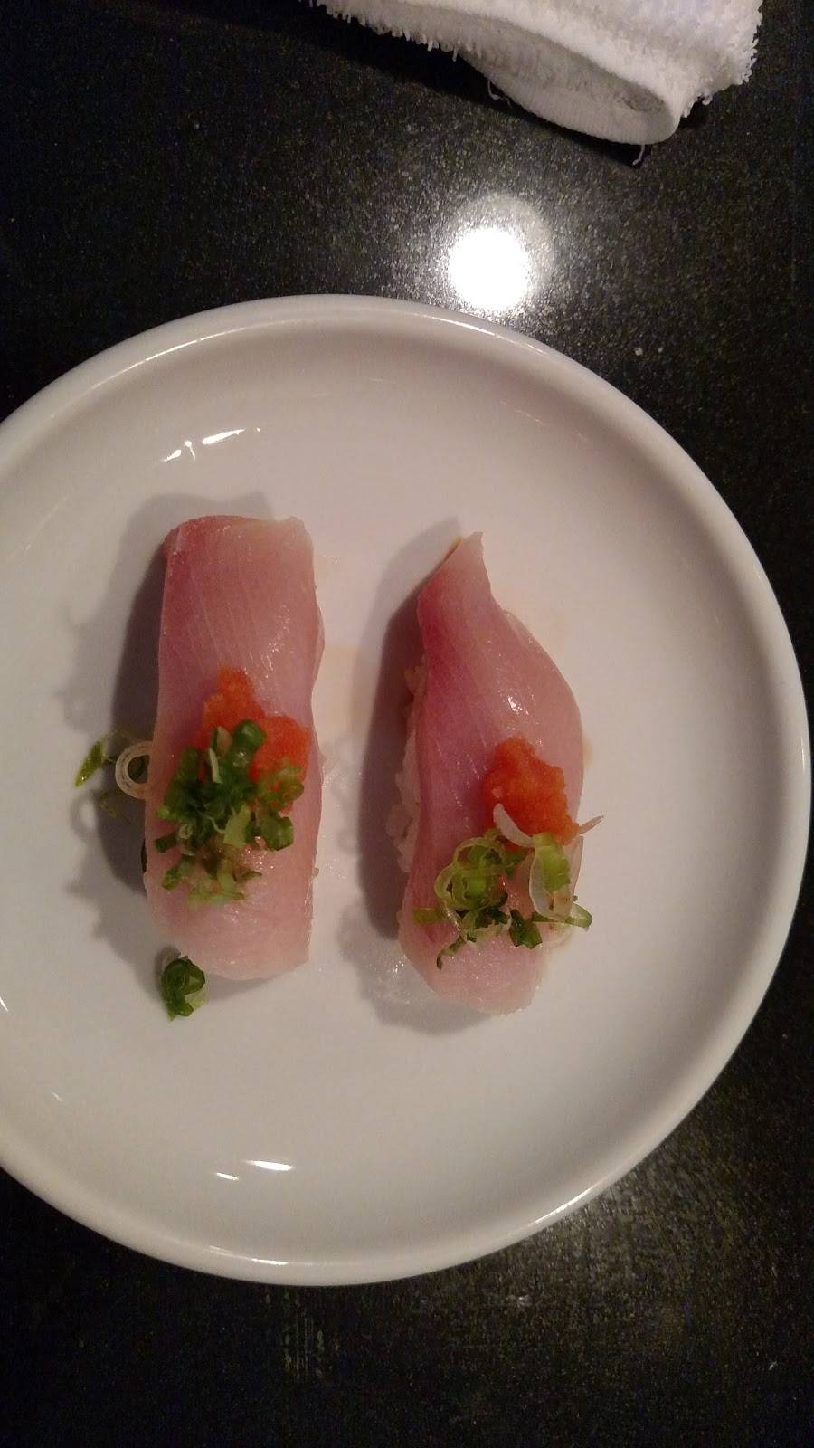 Shin Sushi | restaurant | 26002 Marguerite Pkwy, Mission Viejo, CA 92692, USA | 9495821011 OR +1 949-582-1011