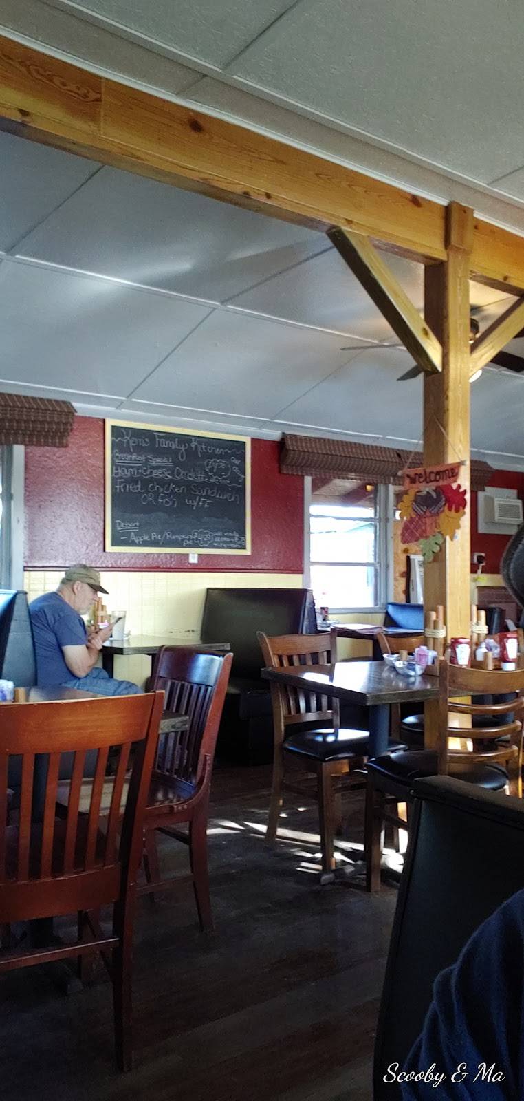 Kerns Family Kitchen | restaurant | 18976 FL-40, Silver Springs, FL 34488, USA | 3522894518 OR +1 352-289-4518