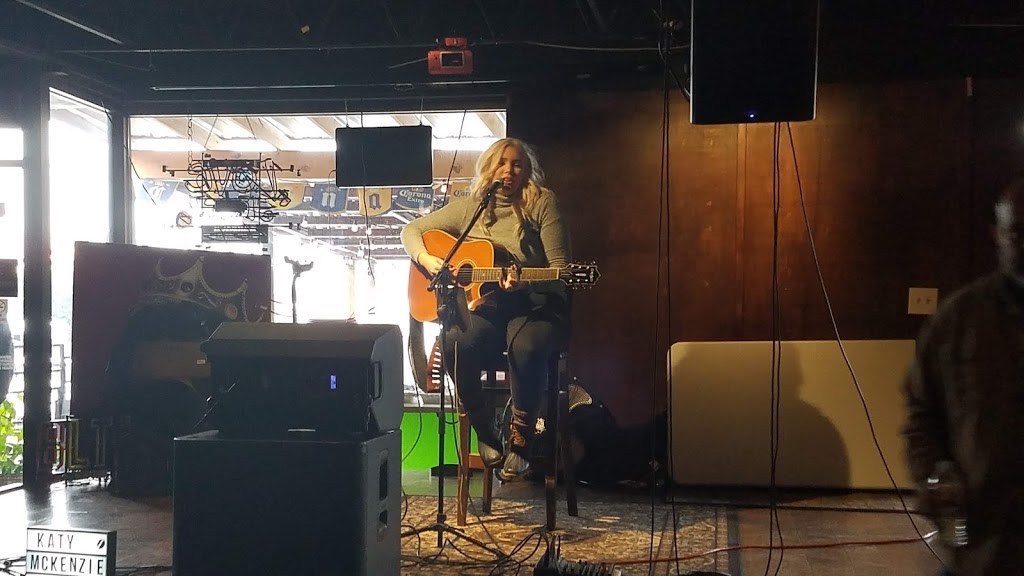 Bentleys Bar | restaurant | 8123 Broadway ste b, San Antonio, TX 78209, USA | 2106295141 OR +1 210-629-5141